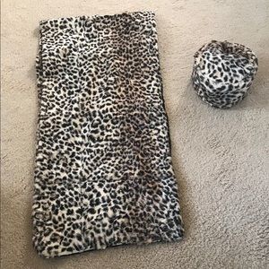 Vintage Women’s Scarf and Hat